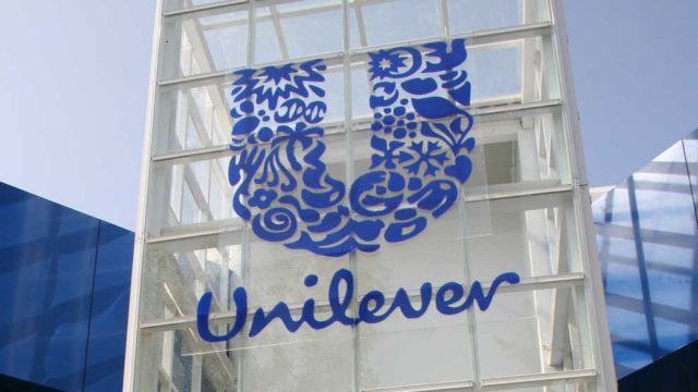 Unilever amenaza con cancelar publicidad en Facebook y Google