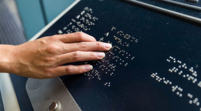 Apple, Google y Microsoft lanzan estándar USB para dispositivos Braille