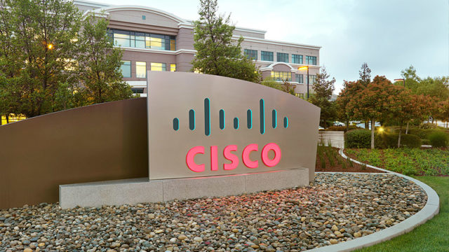 Caen 99% ganancias anuales de Cisco
