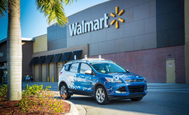 Ford y Walmart entregan pedidos con coches autónomos
